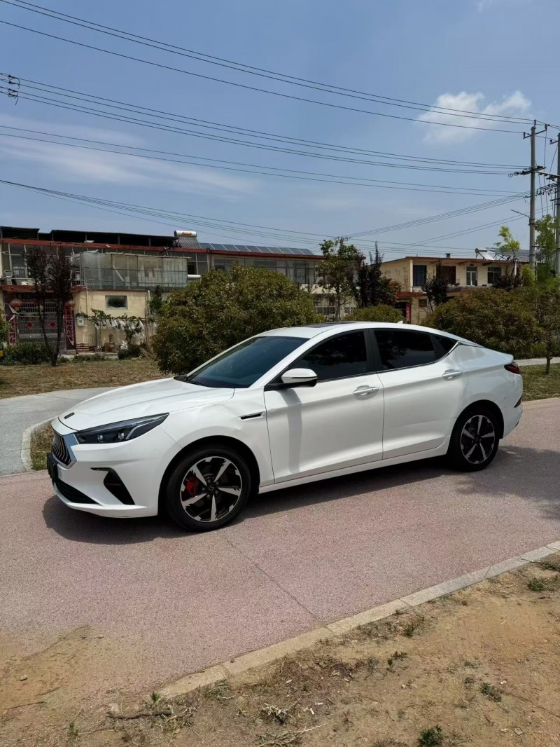 济宁22年江淮思皓3