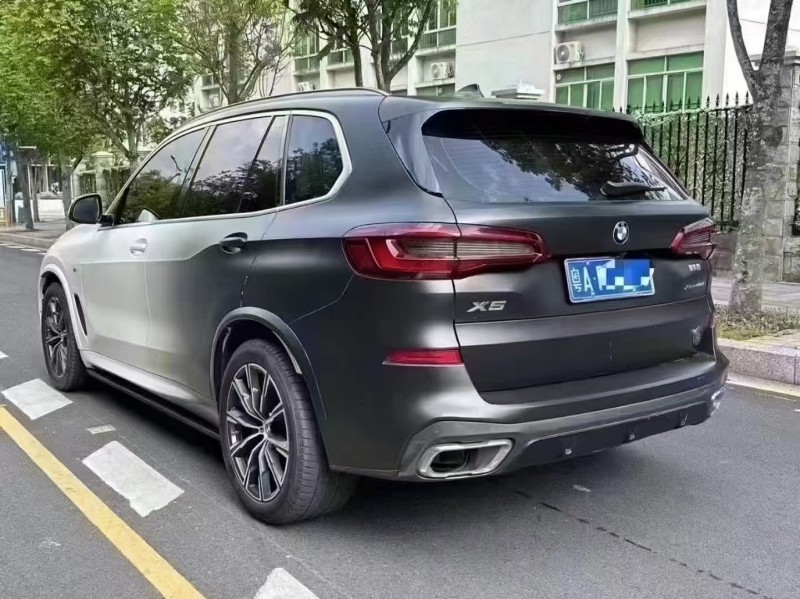 深圳20年宝马X57