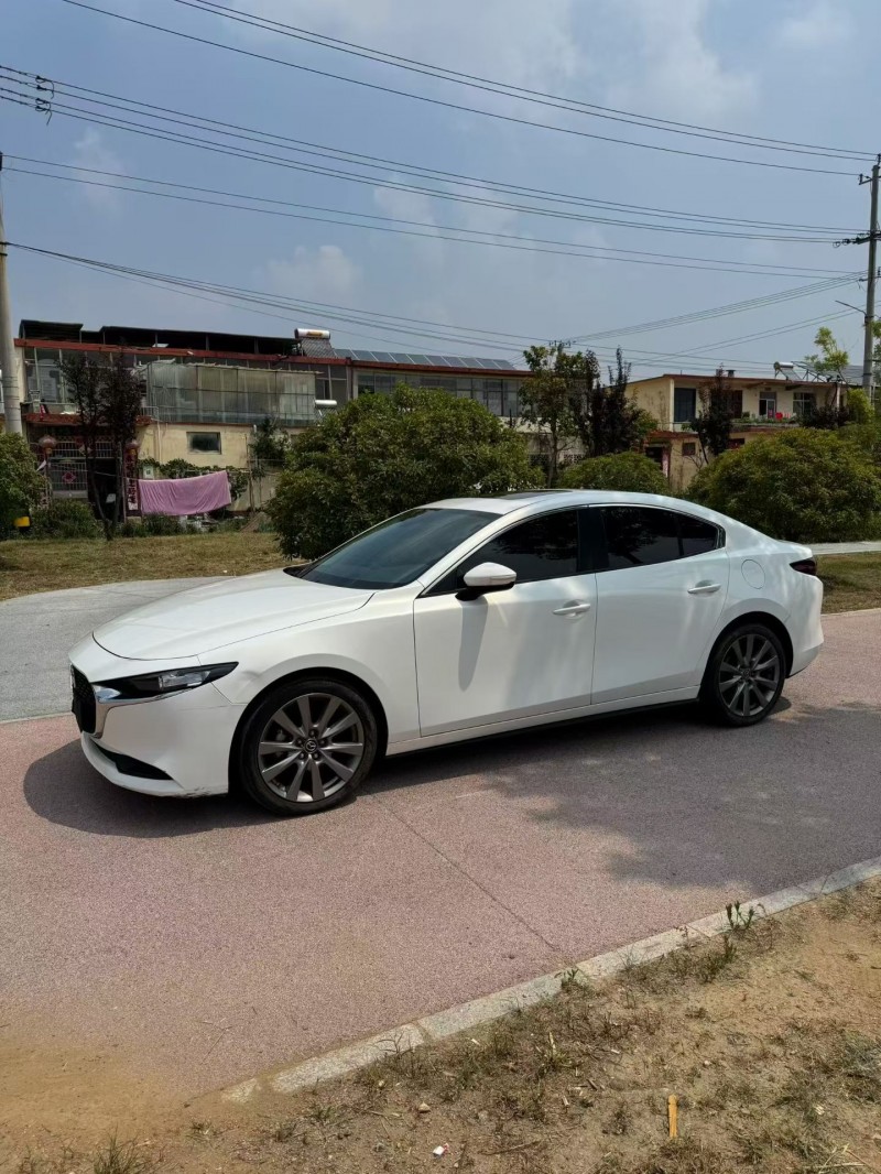 潍坊20年马自达昂克赛拉2