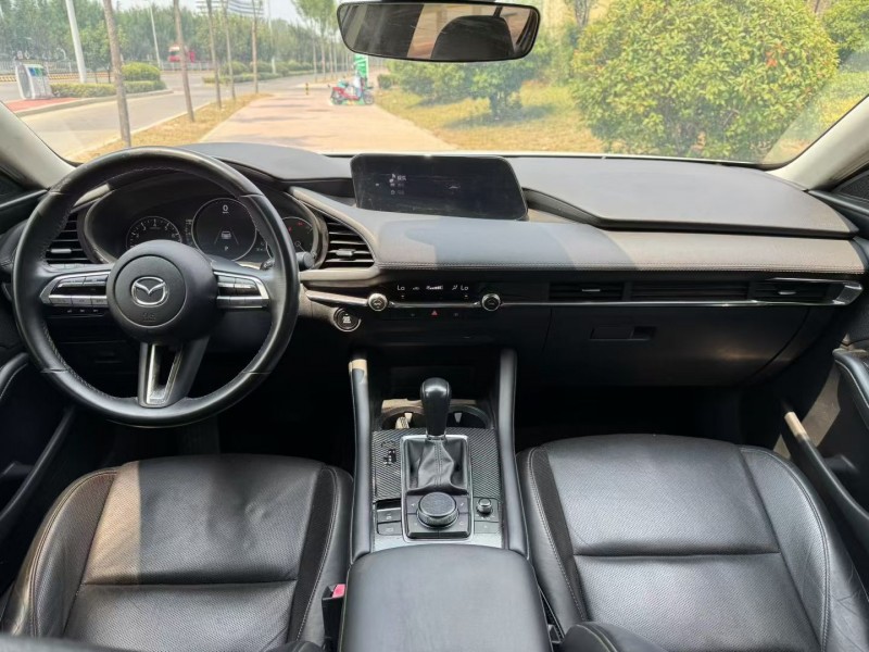 潍坊20年马自达昂克赛拉4