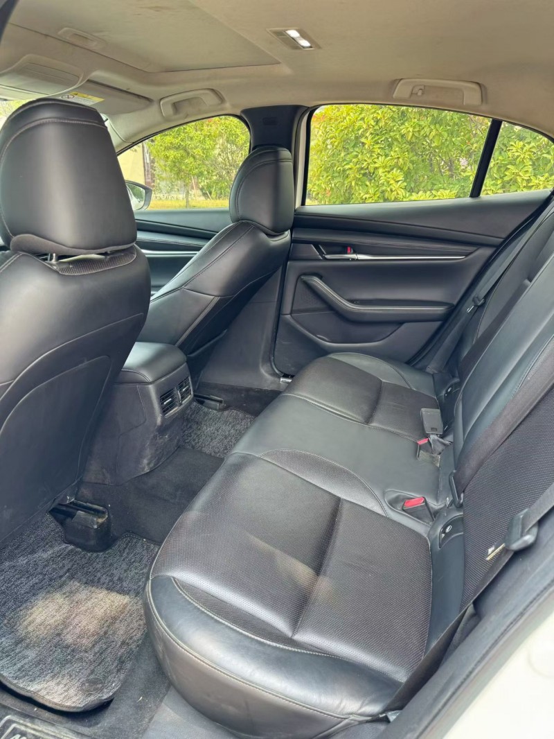 潍坊20年马自达昂克赛拉6