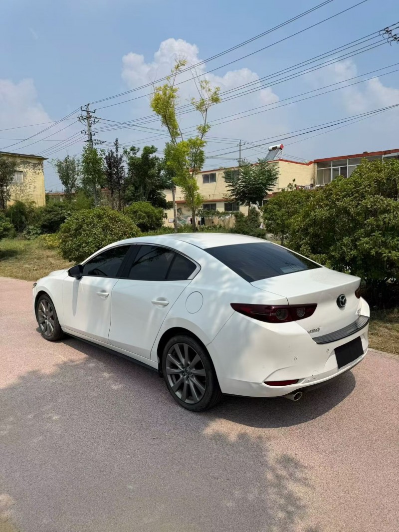 潍坊20年马自达昂克赛拉7