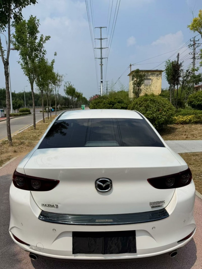 潍坊20年马自达昂克赛拉9