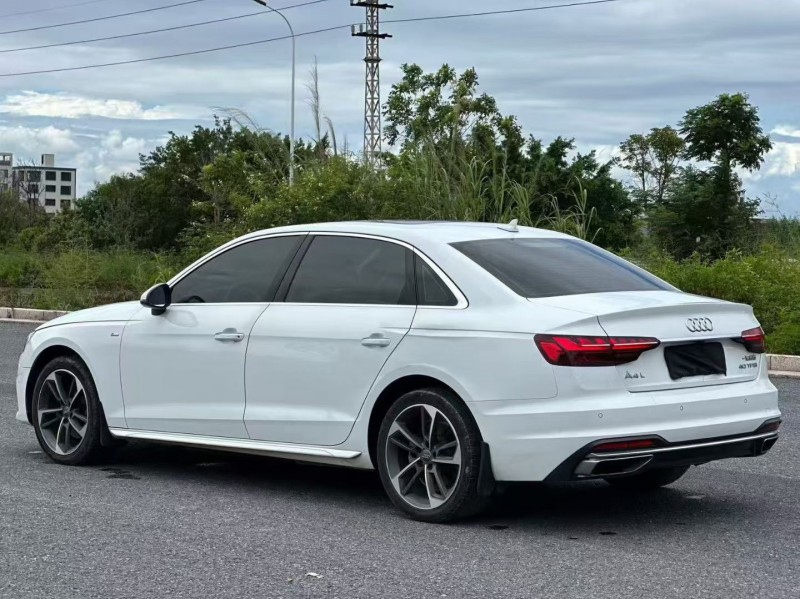 汕头21年奥迪A4L7