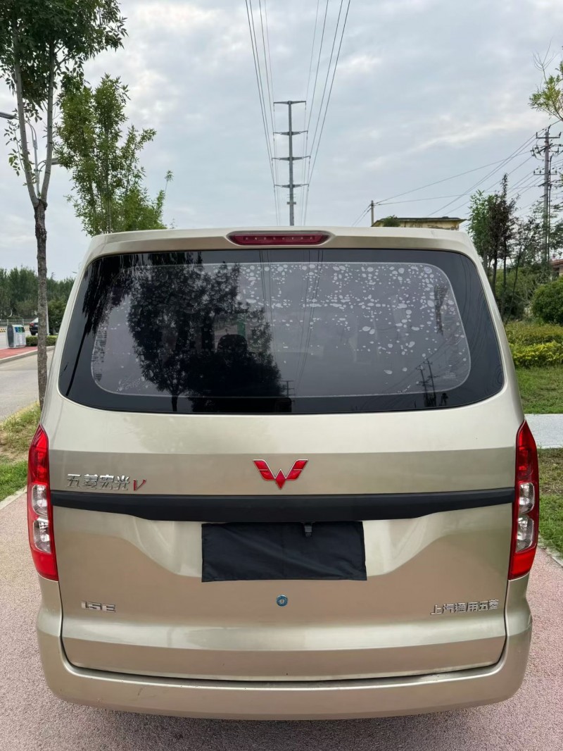 青岛21年五菱汽车荣光9