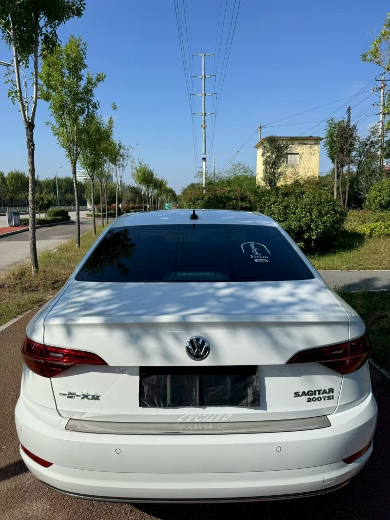 枣庄21年大众速腾9