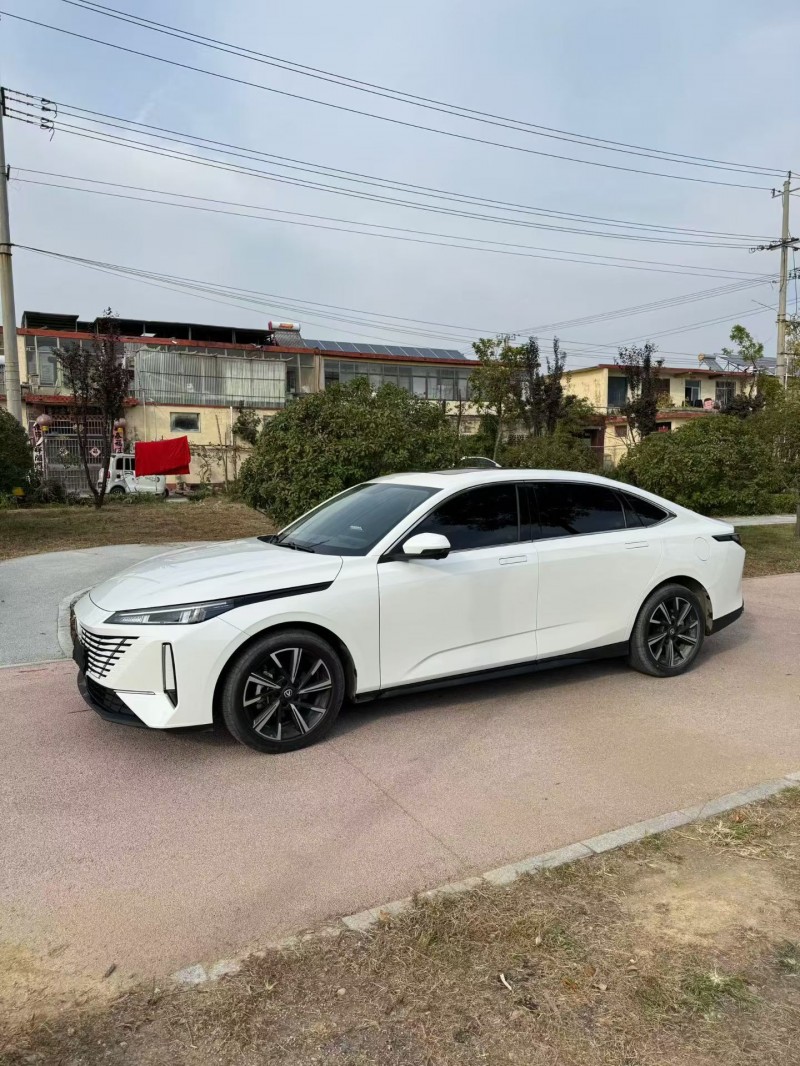 枣庄24年长安汽车逸动3