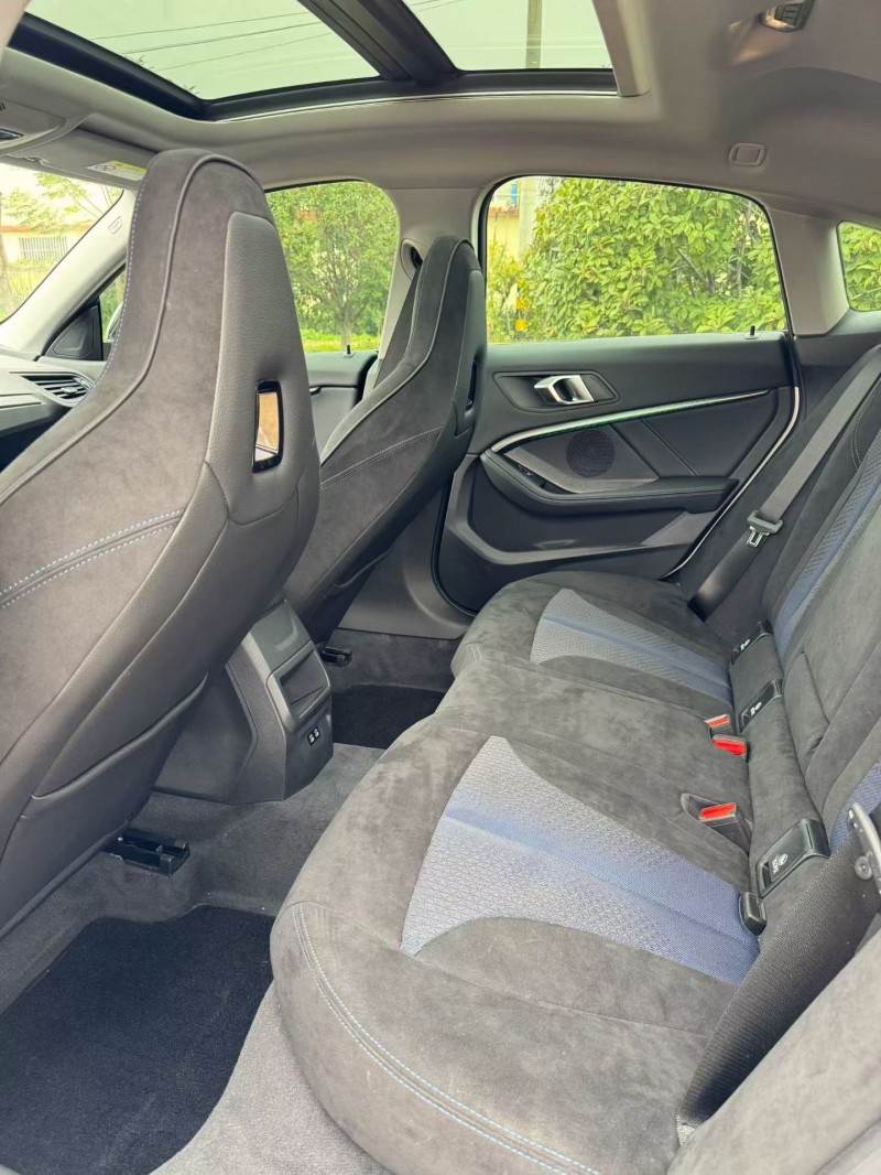 青岛23年宝马2系6