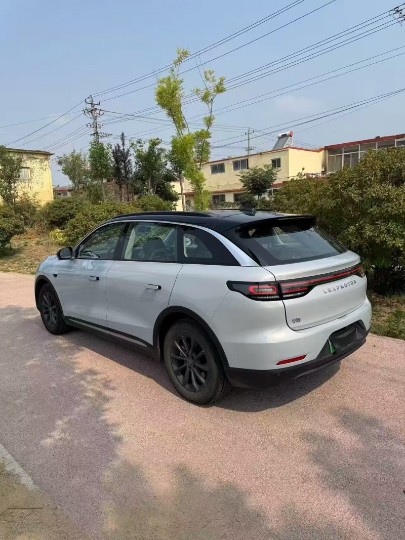 淄博23年零跑汽车C118