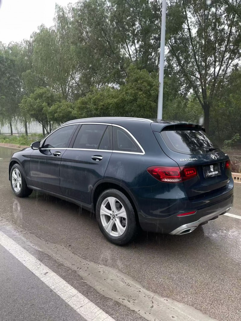 枣庄19年奔驰GLC8