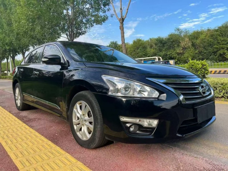 潍坊16年日产天籁2