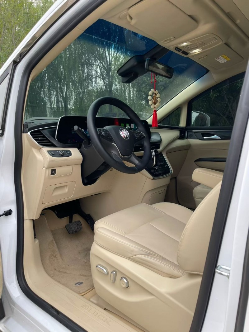 青岛24年别克GL84