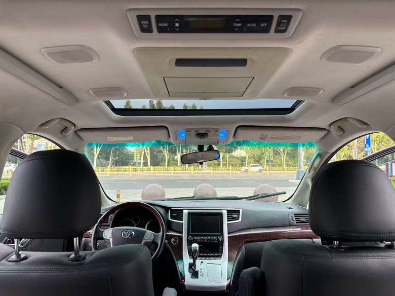 枣庄12年丰田埃尔法4