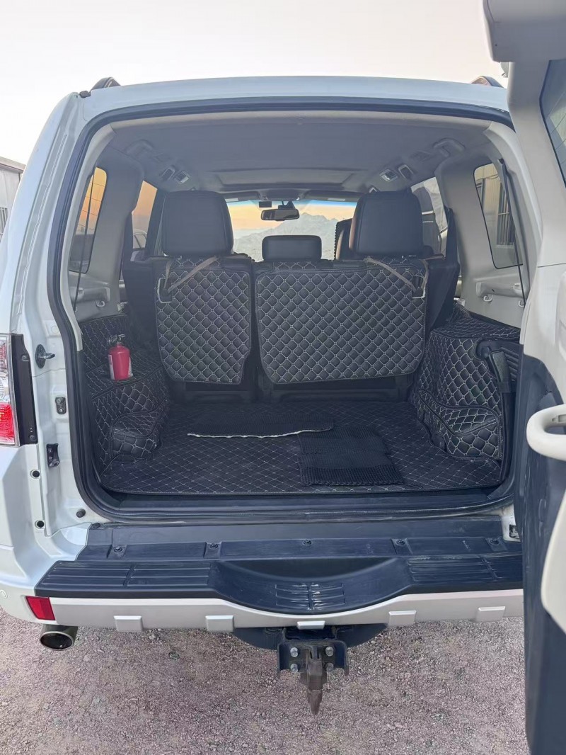 临夏19年三菱帕杰罗5