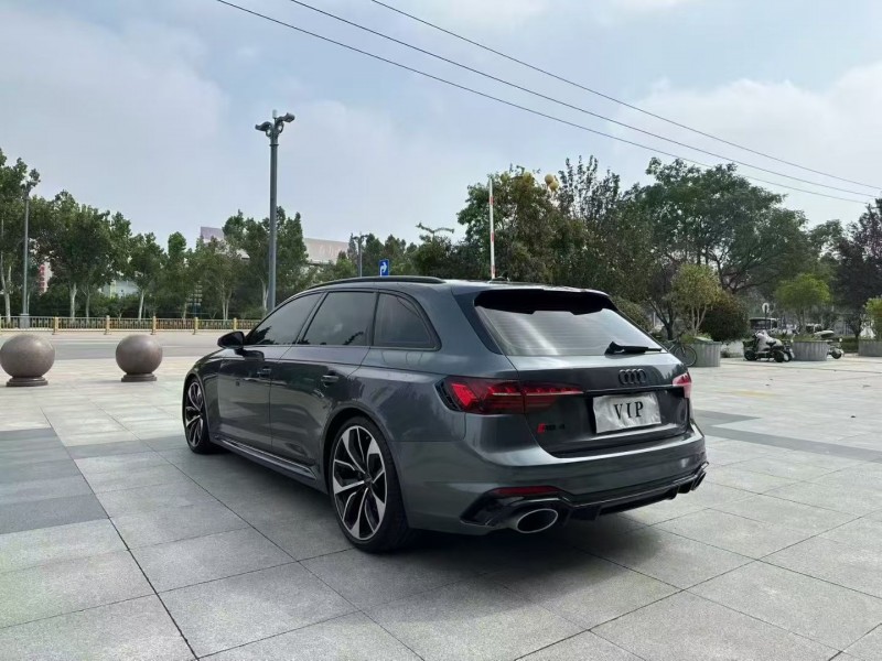 枣庄21年奥迪RS48