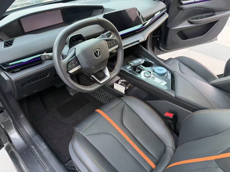 枣庄25年长安汽车UNI3