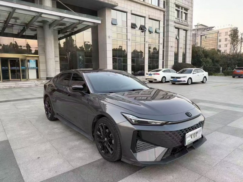 枣庄25年长安汽车UNI9