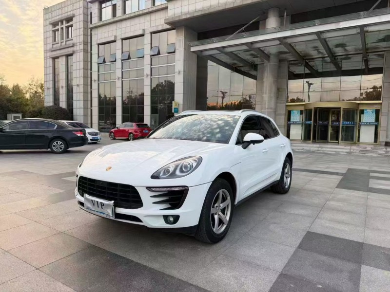 枣庄17年保时捷Macan2