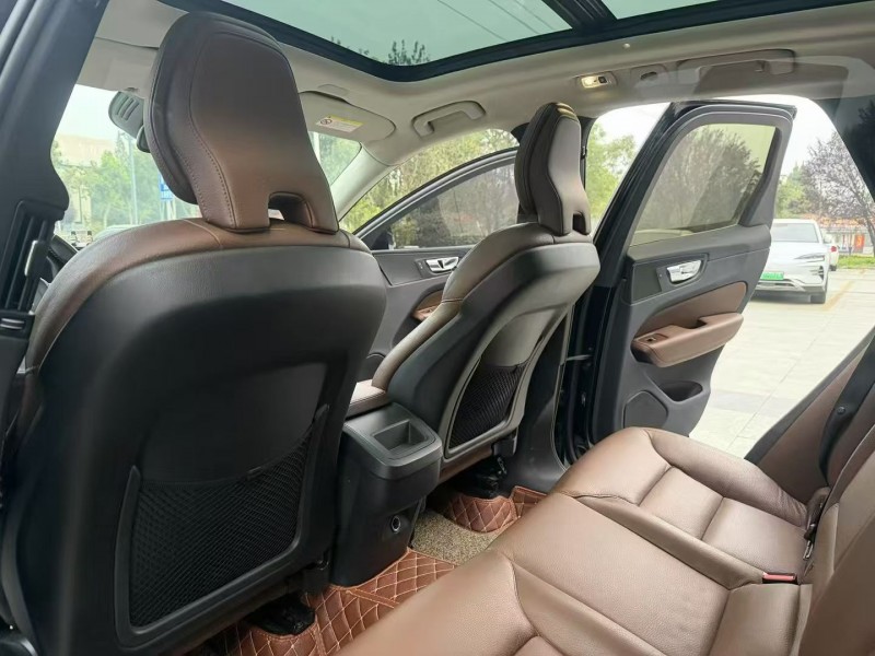 枣庄18年沃尔沃XC606