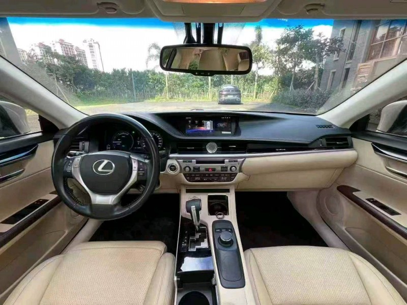 海口15年雷克萨斯ES6