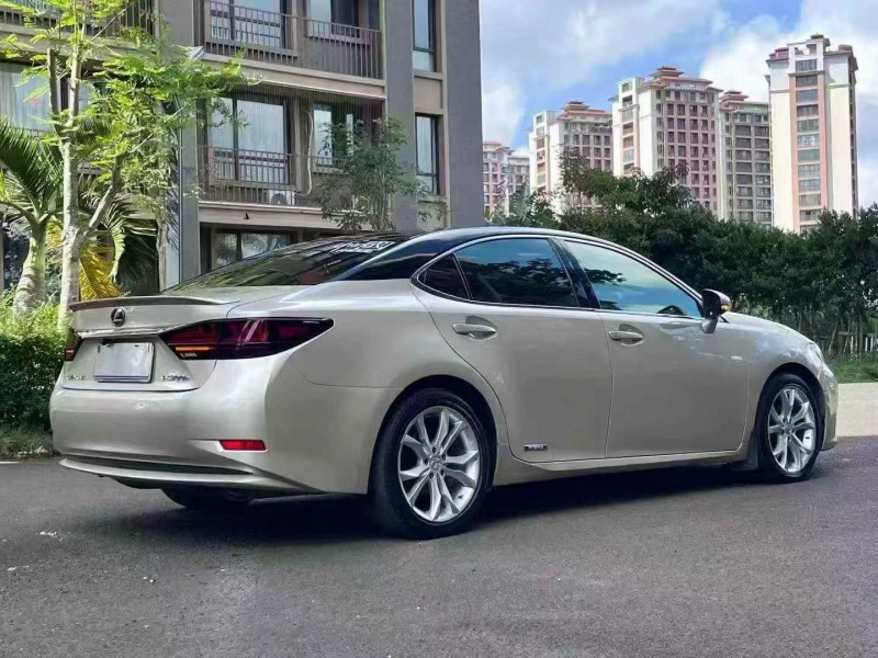 海口15年雷克萨斯ES9