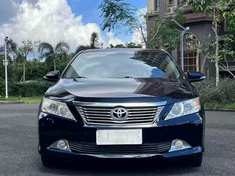 海口12年丰田凯美瑞1