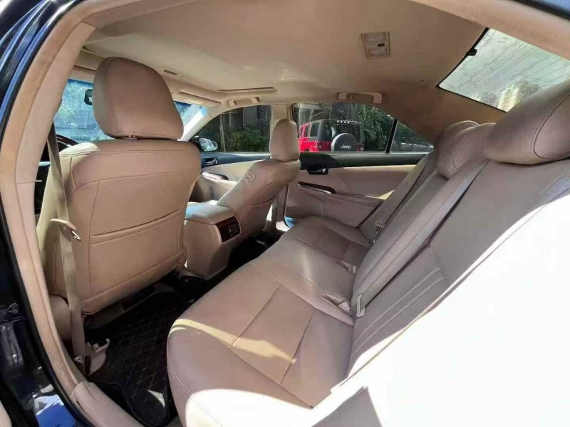 海口12年丰田凯美瑞6