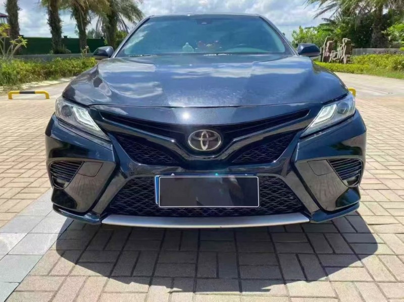 海口19年丰田凯美瑞1