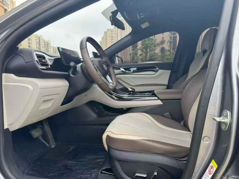 海口23年比亚迪秦4