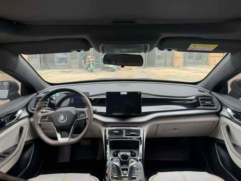 海口23年比亚迪秦5