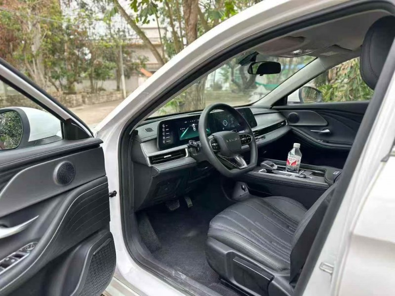 深圳25年奇瑞风云6