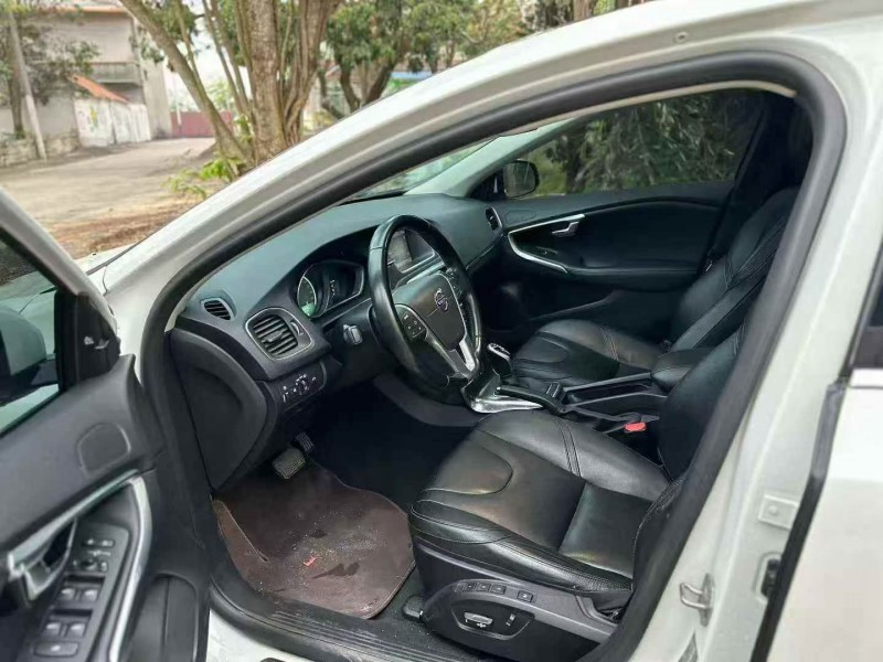 深圳14年沃尔沃V403