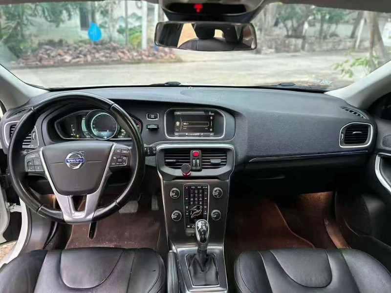 深圳14年沃尔沃V405