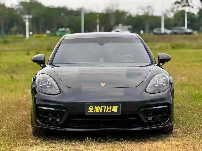 江门22年保时捷帕拉梅拉1