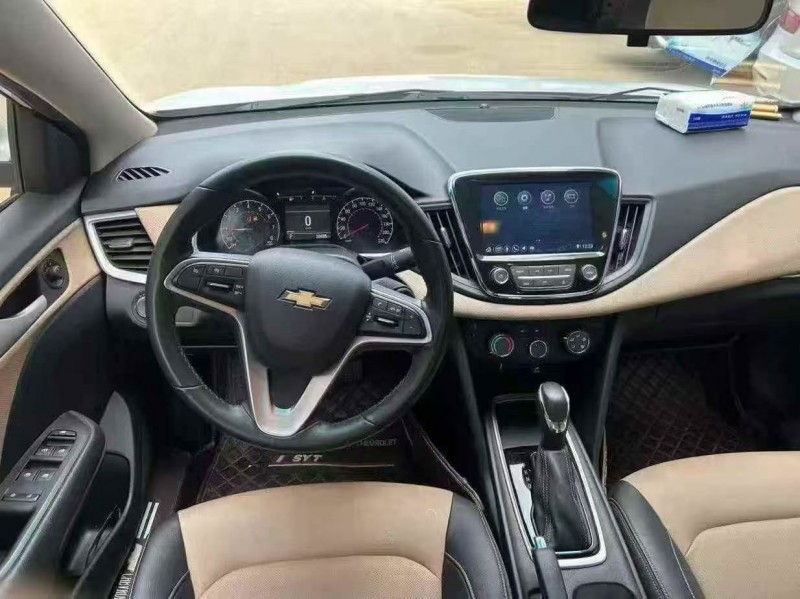 桂林22年雪佛兰科鲁泽5