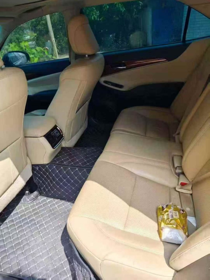 柳州15年丰田皇冠6