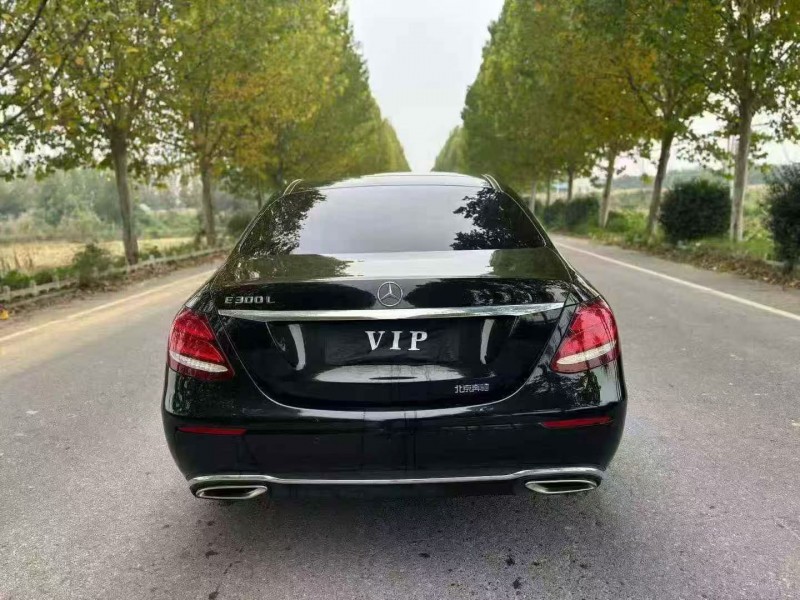 渭南19年奔驰E8
