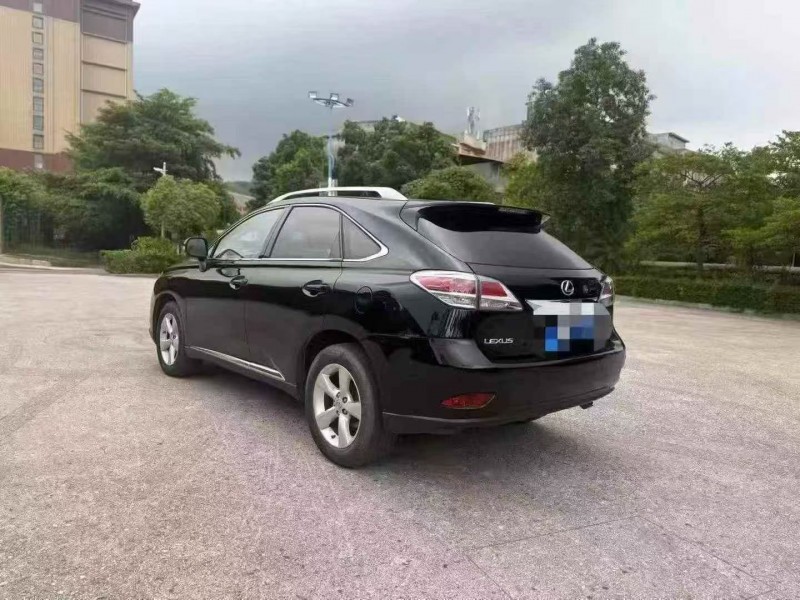 贵港15年雷克萨斯RX8