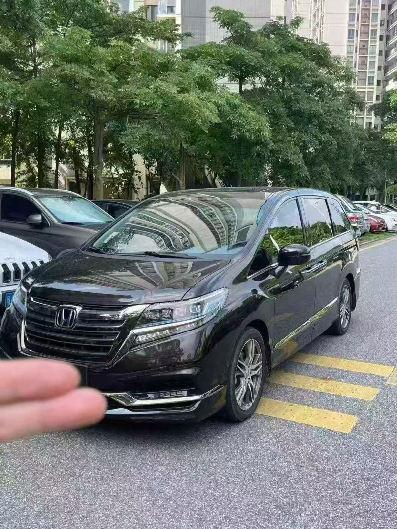 梧州19年本田艾力绅2