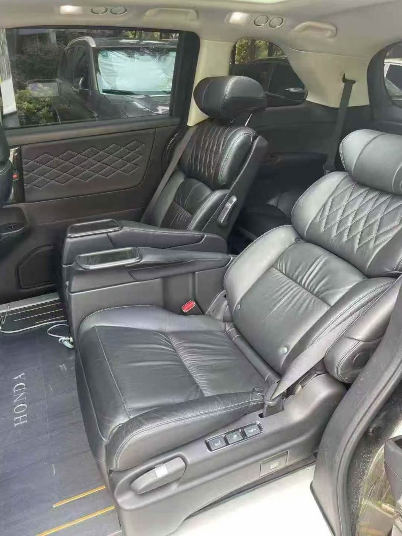 梧州19年本田艾力绅3