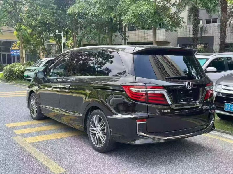 梧州19年本田艾力绅8