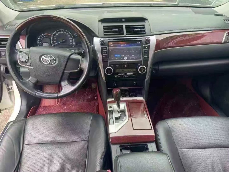 玉林15年丰田凯美瑞6