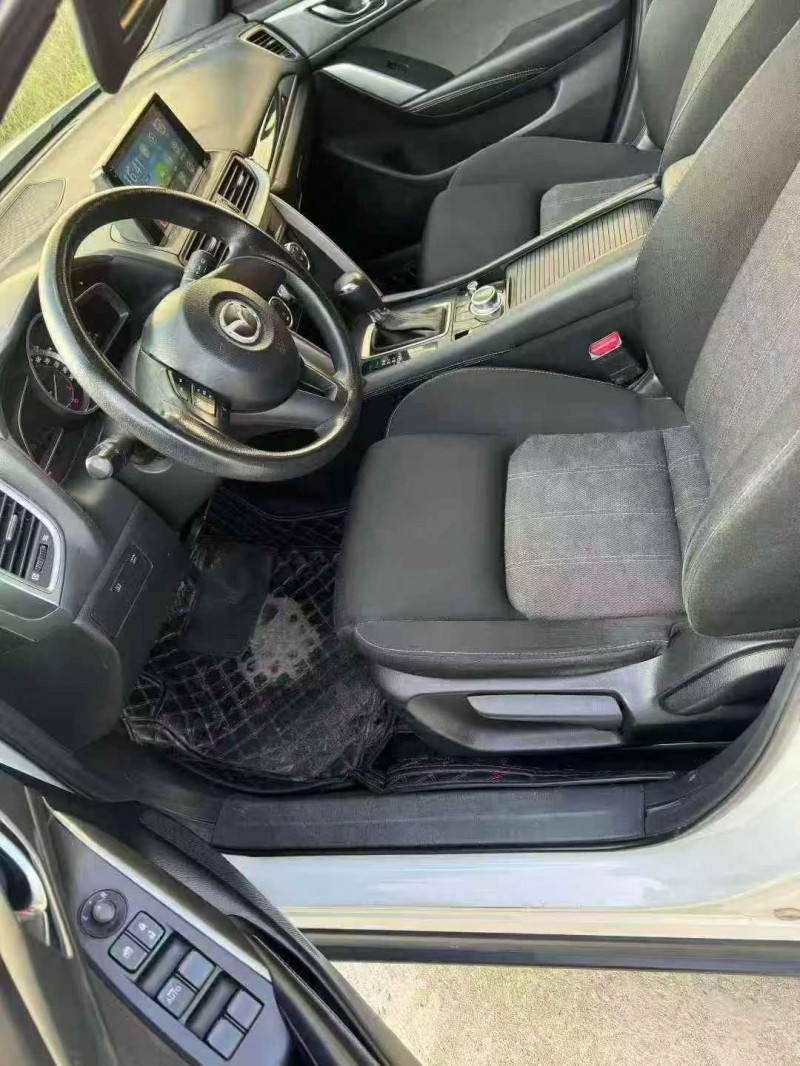 梧州17年马自达CX-48