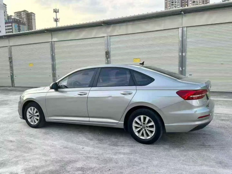 桂林21年大众朗逸7