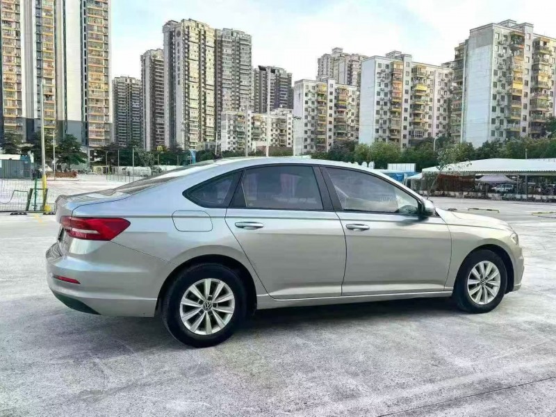 桂林21年大众朗逸8