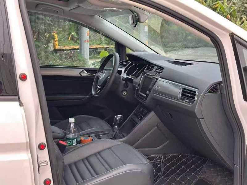 梧州22年大众途安5