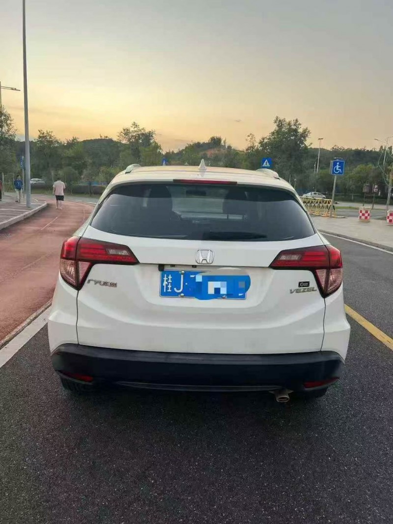 河池17年本田缤智9