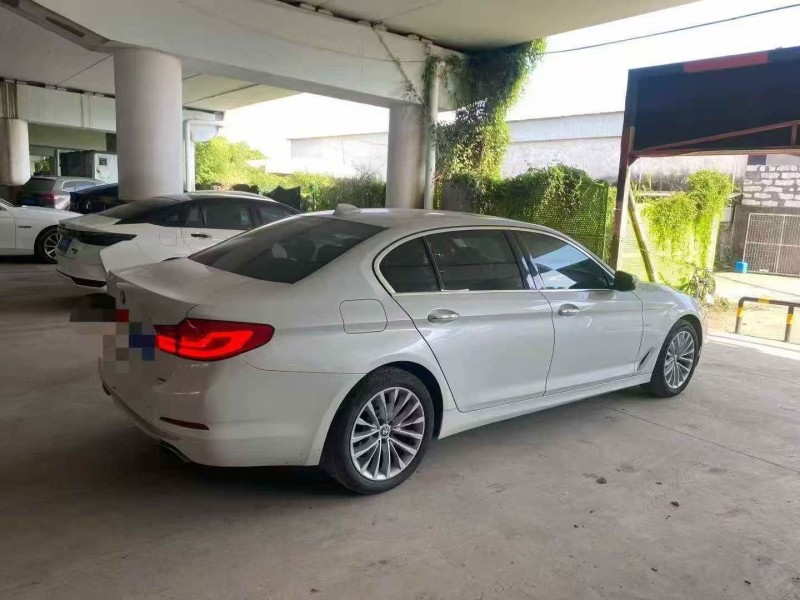 江门18年宝马5系6