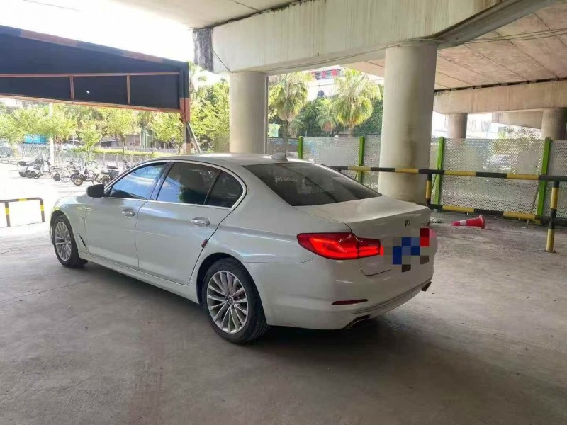 江门18年宝马5系7