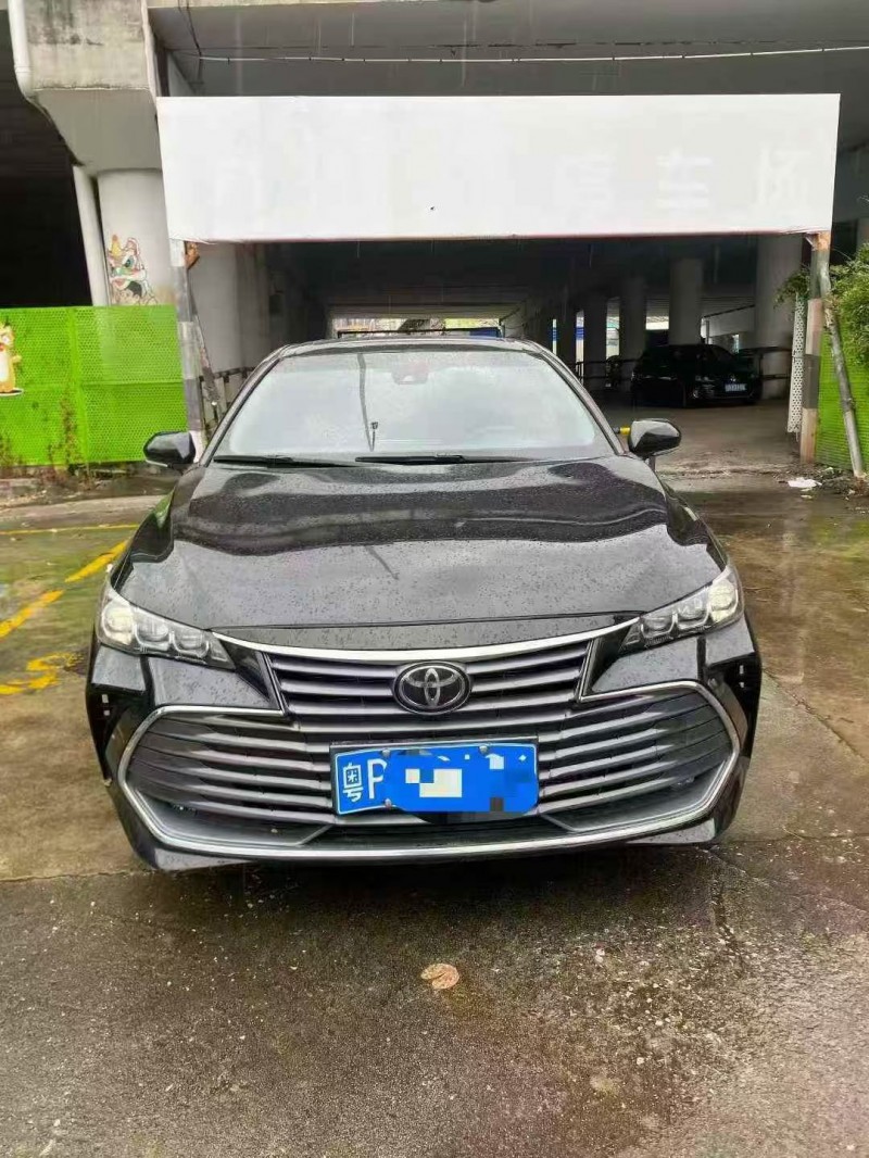 广州20年丰田亚洲龙1